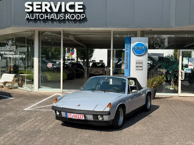 Porsche 914