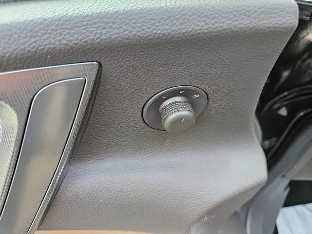 Opel Astra view 7