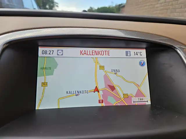 Opel Astra view 10