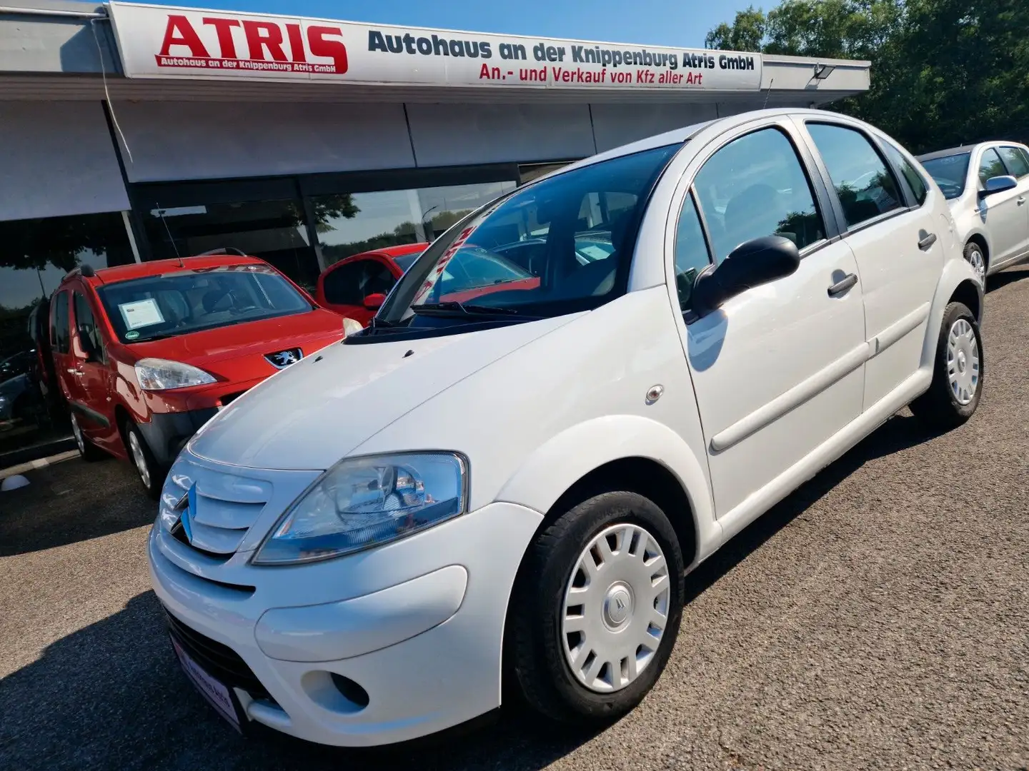 Citroen C3 1.1 Tonic Blanc - 2
