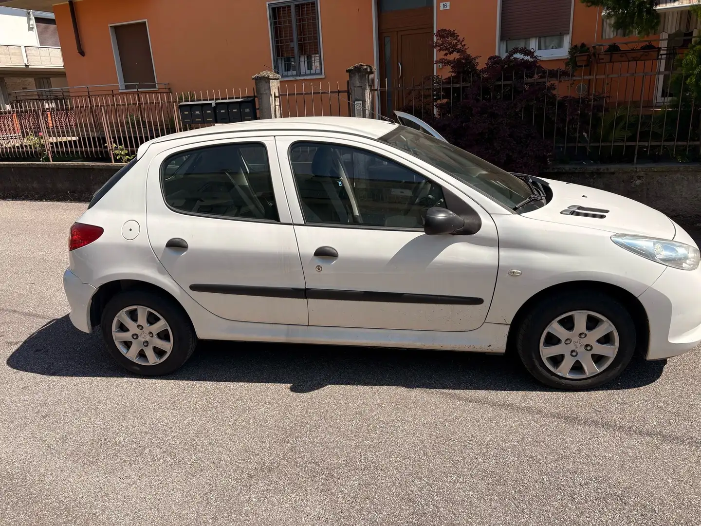 Peugeot 206 206 Plus 5p 1.1 Urban Bianco - 2