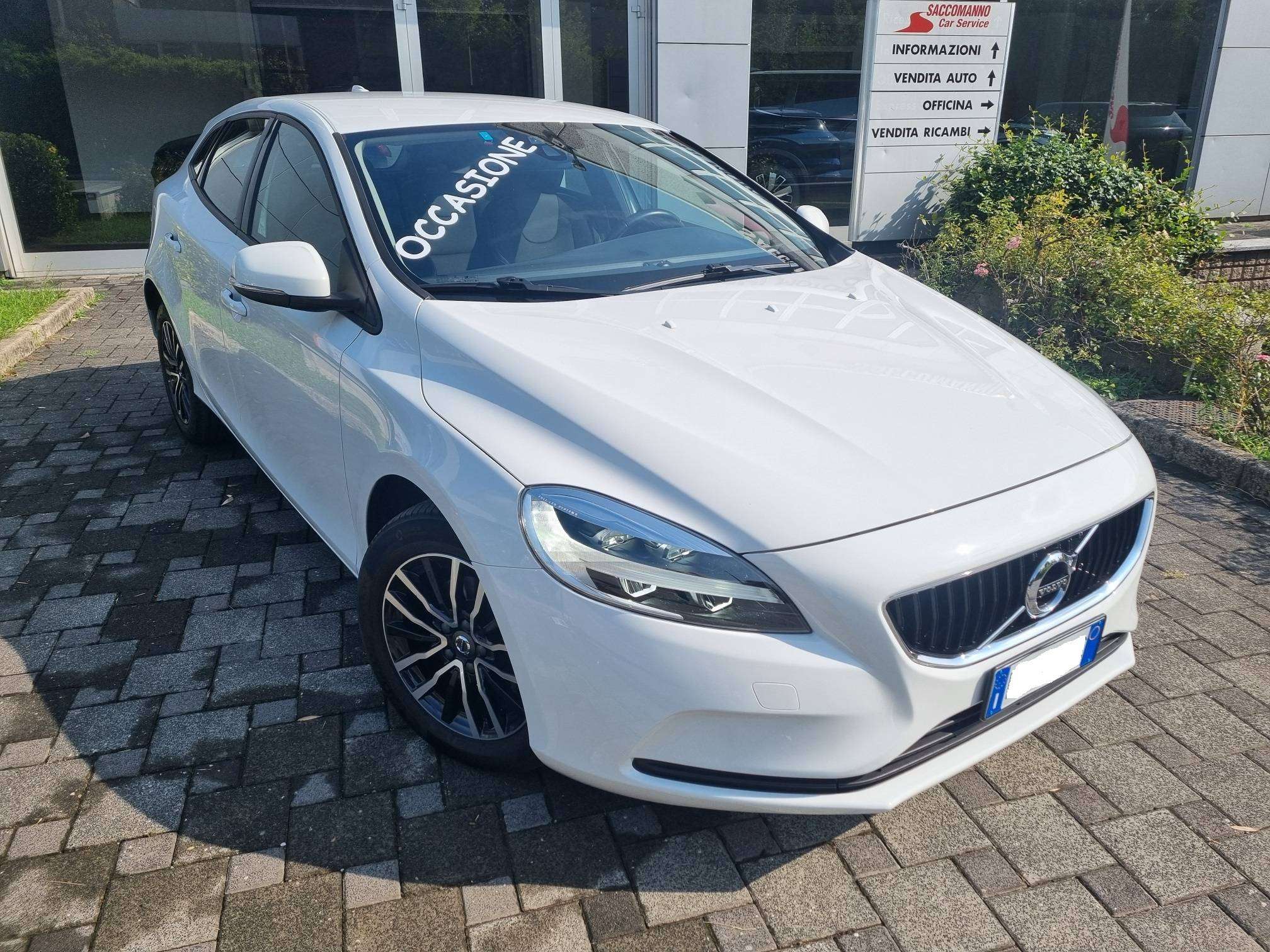 Volvo V40