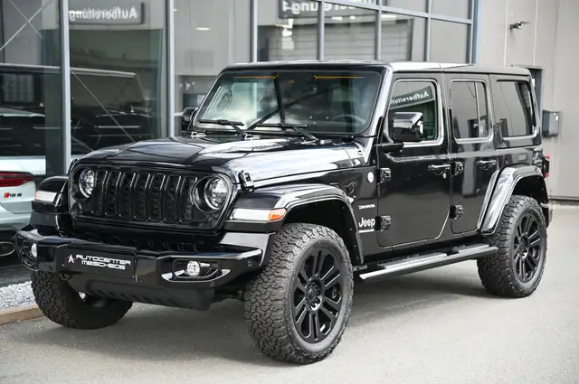Jeep Wrangler view 2