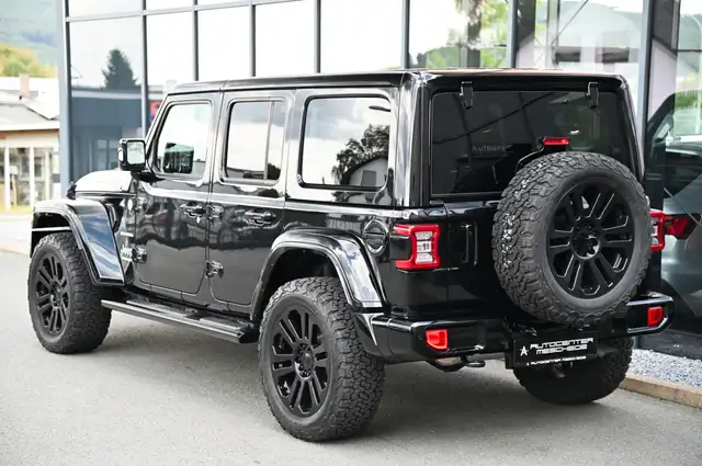 Jeep Wrangler view 5