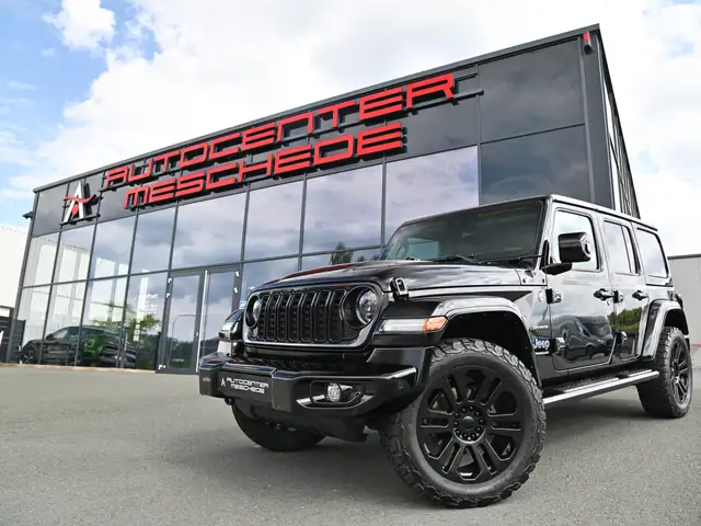 Jeep Wrangler main image