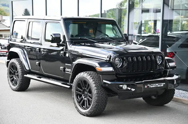 Jeep Wrangler view 3