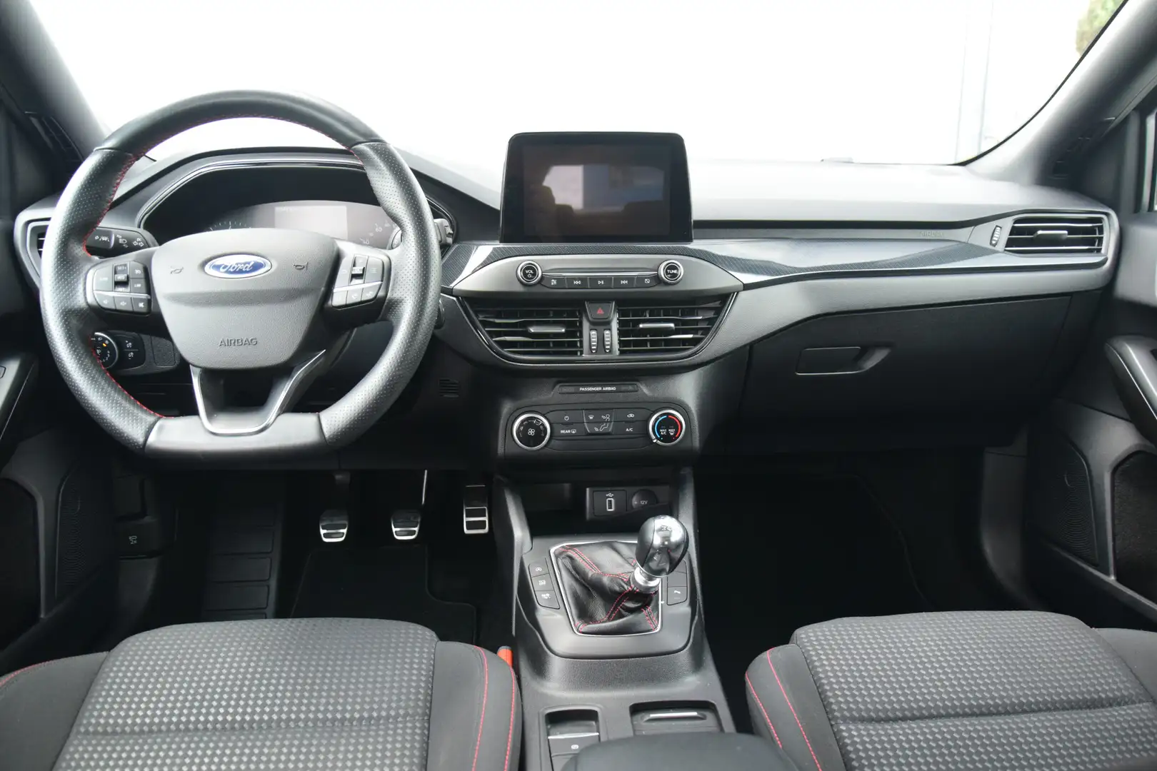 Ford Focus 1.0 EcoBoost ST Line Business Pano/Dak Priv/Glass Gris - 2