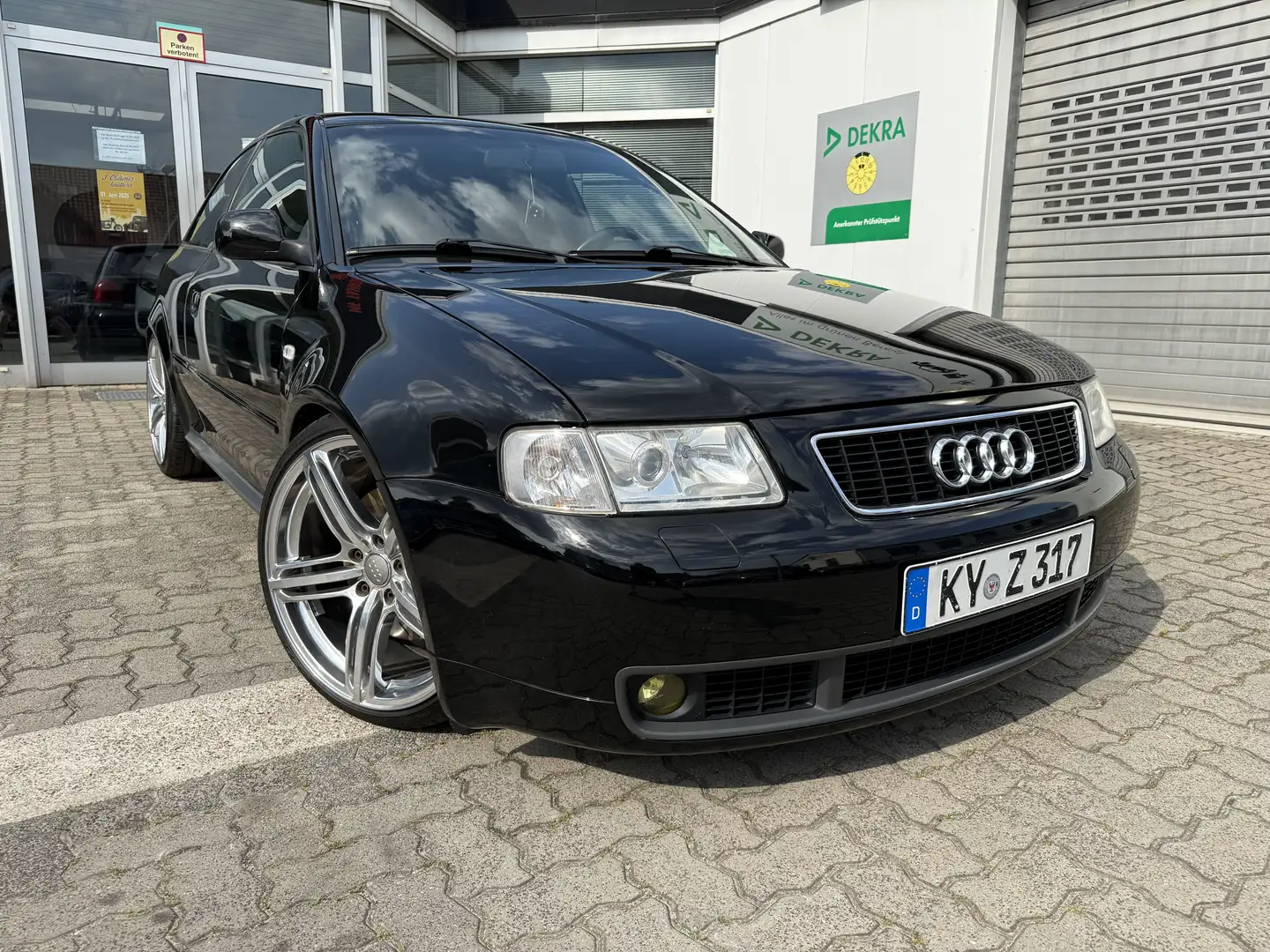 Audi S3 quattro mit Super Optik und Tuning......Klima/ESP Чёрный - 1
