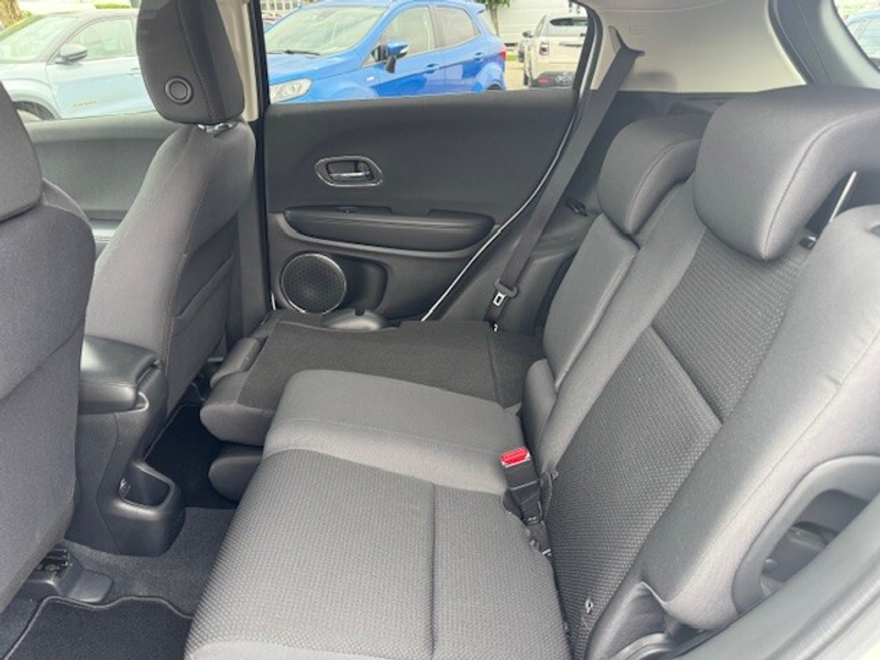 Honda HR-V 1,5 i-VTEC Elegance — photo 7