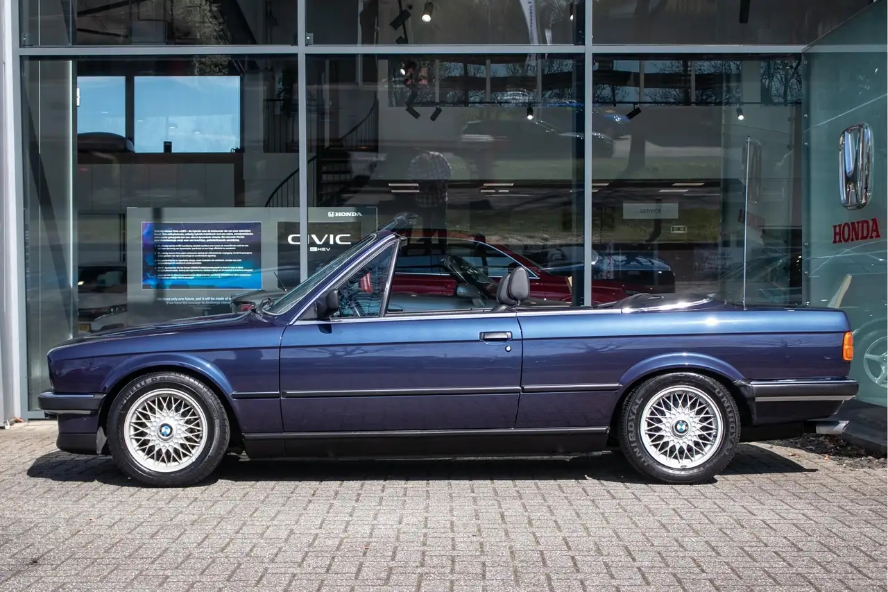 BMW 325 3-serie Cabrio 325i - Leder | Handgeschakeld | 30, foto 2