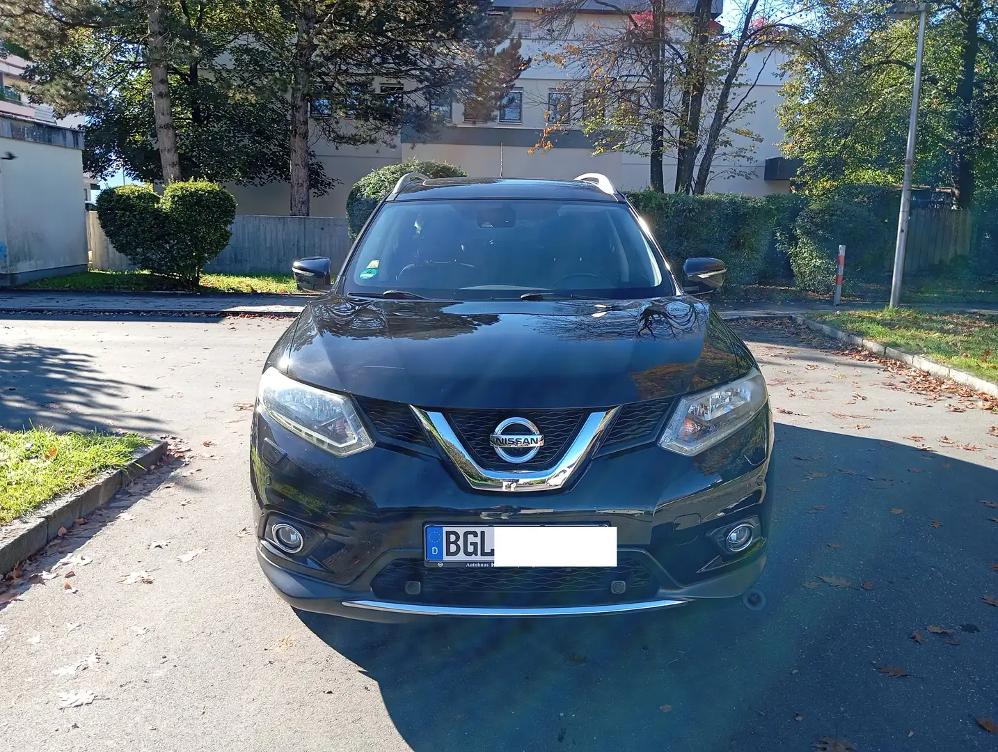 Nissan X-Trail X-TRAIL 1,6dCi Acenta Aut. Acenta Schwarz - 1