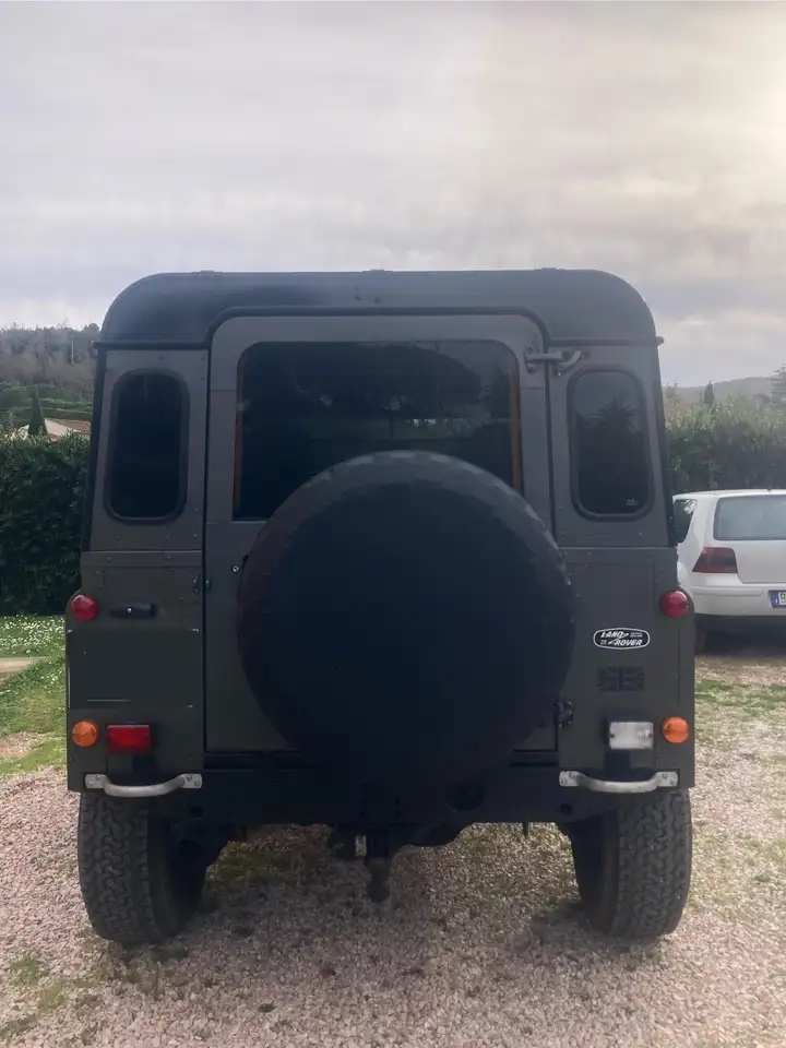 Land Rover Defender 90 2.5 Turbo Diesel Hard Top, foto 4