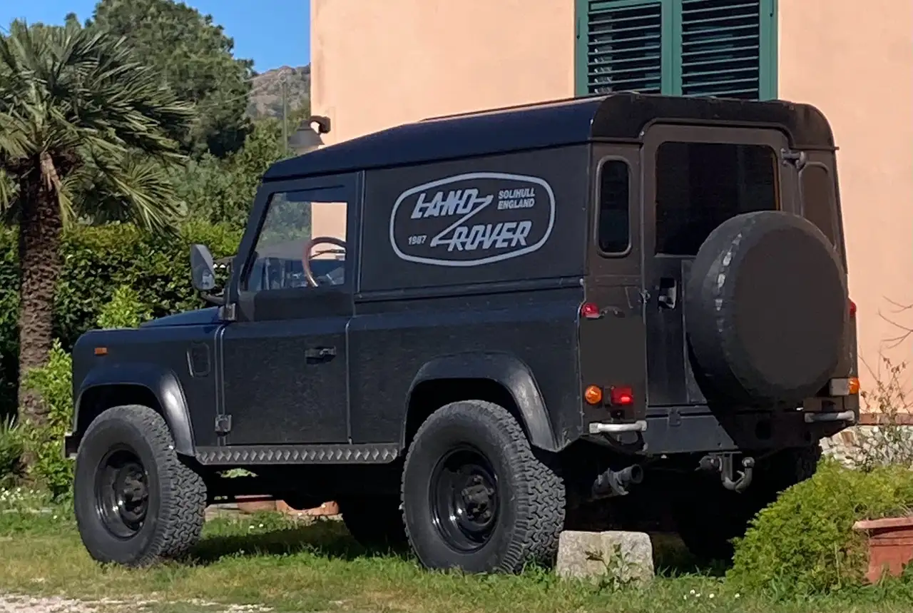 Land Rover Defender 90 2.5 Turbo Diesel Hard Top, foto 3