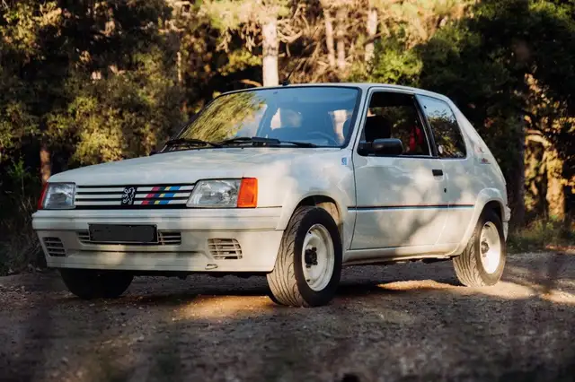 Peugeot 205 RALLYE 1.3 103