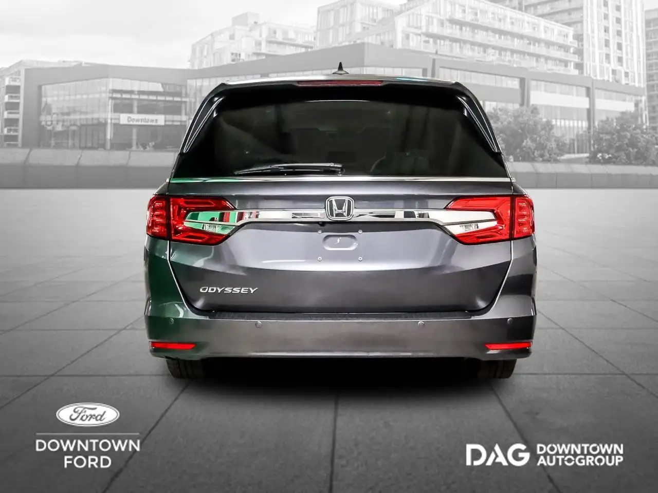 Honda Odyssey снимка Honda Odyssey