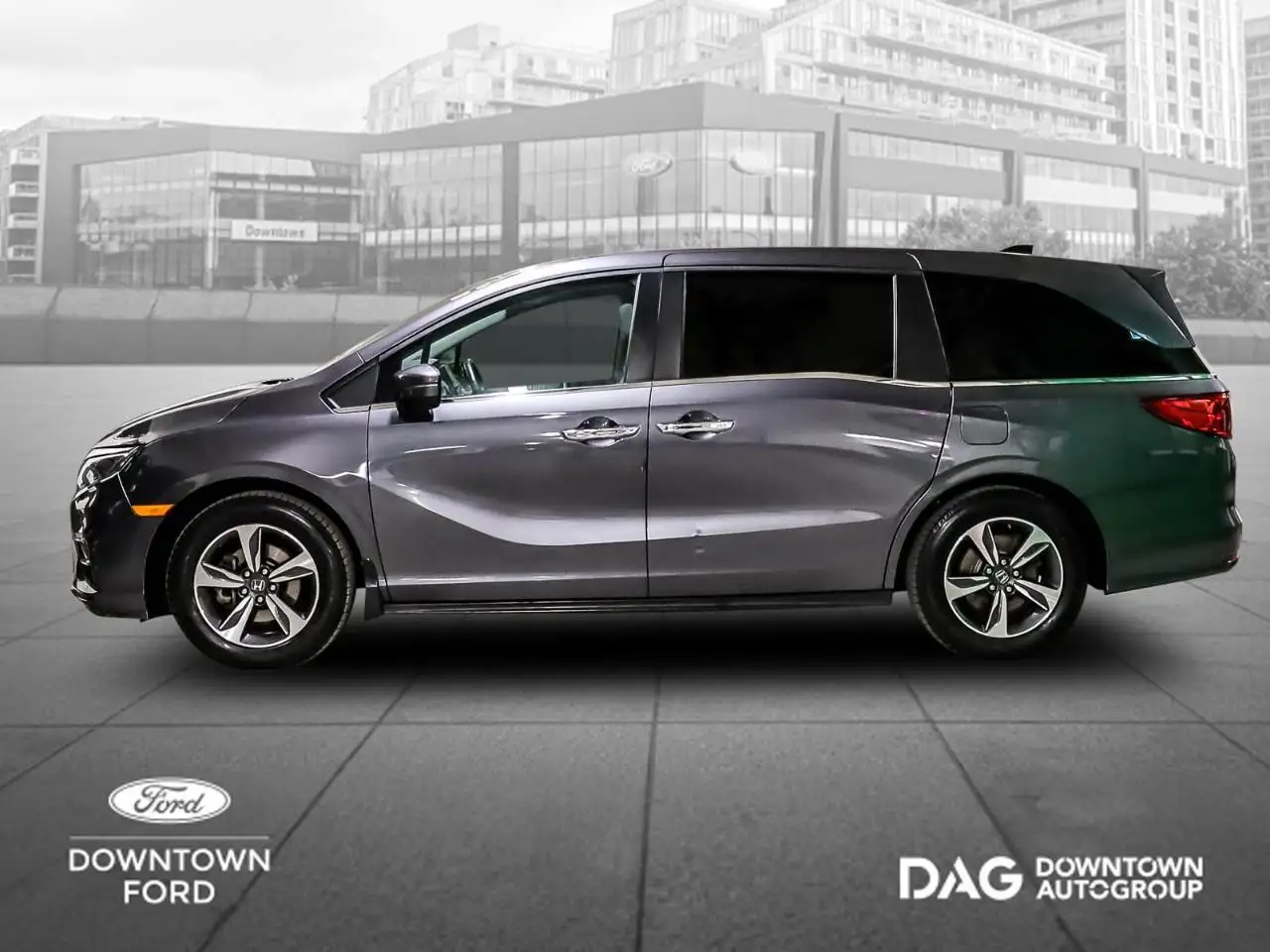 Honda Odyssey снимка Honda Odyssey