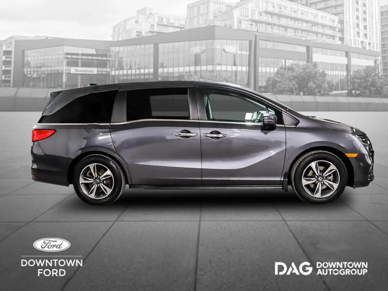 Honda Odyssey снимка Honda Odyssey