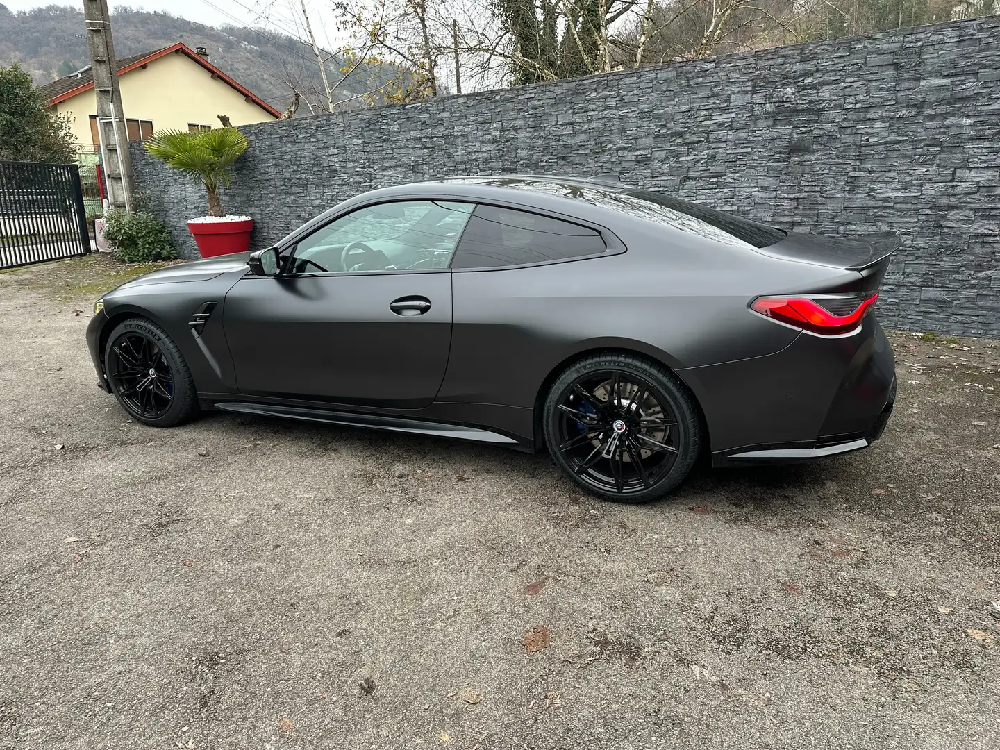 BMW M4 Competition X-Drive Grau - 2