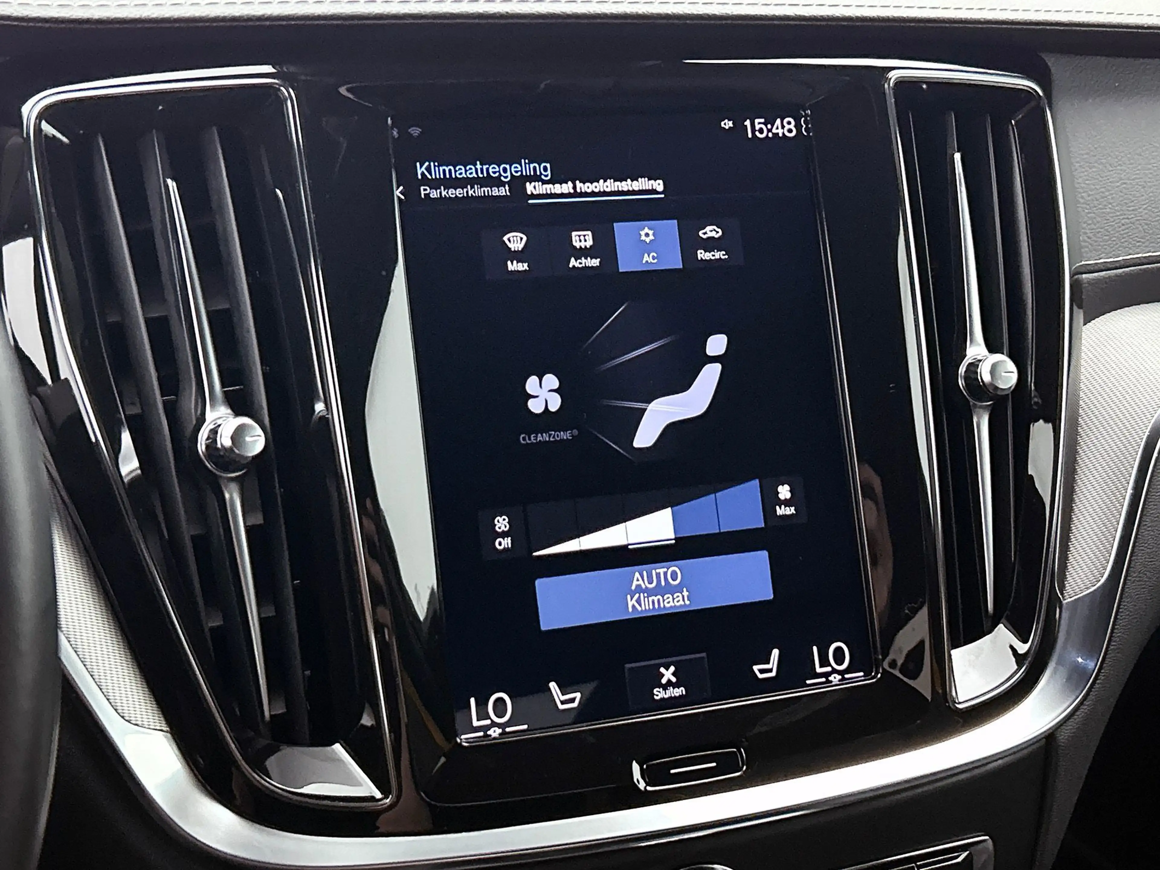 Volvo S60 2.0 T8 AWD Twin Engine Polestar Engineered | Autom — photo 37