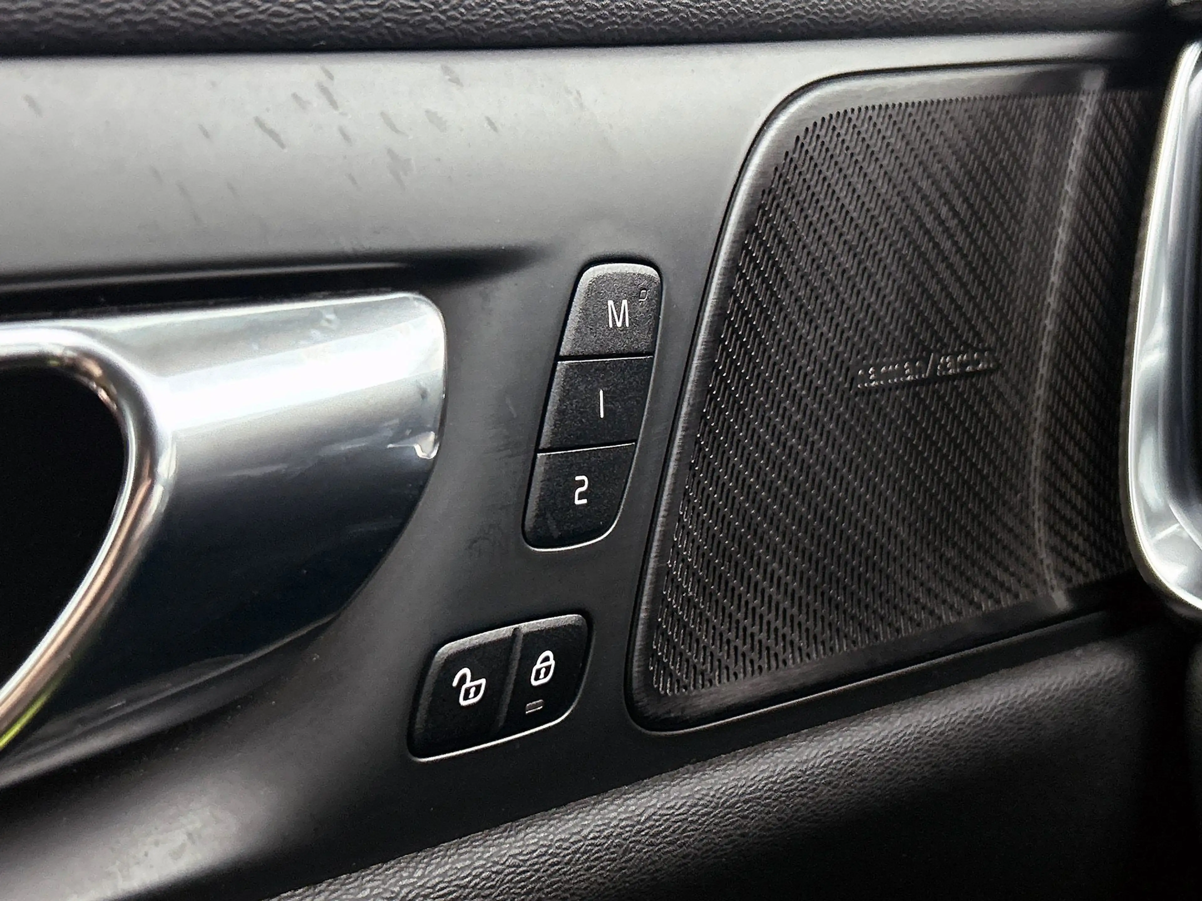 Volvo S60 2.0 T8 AWD Twin Engine Polestar Engineered | Autom — photo 23