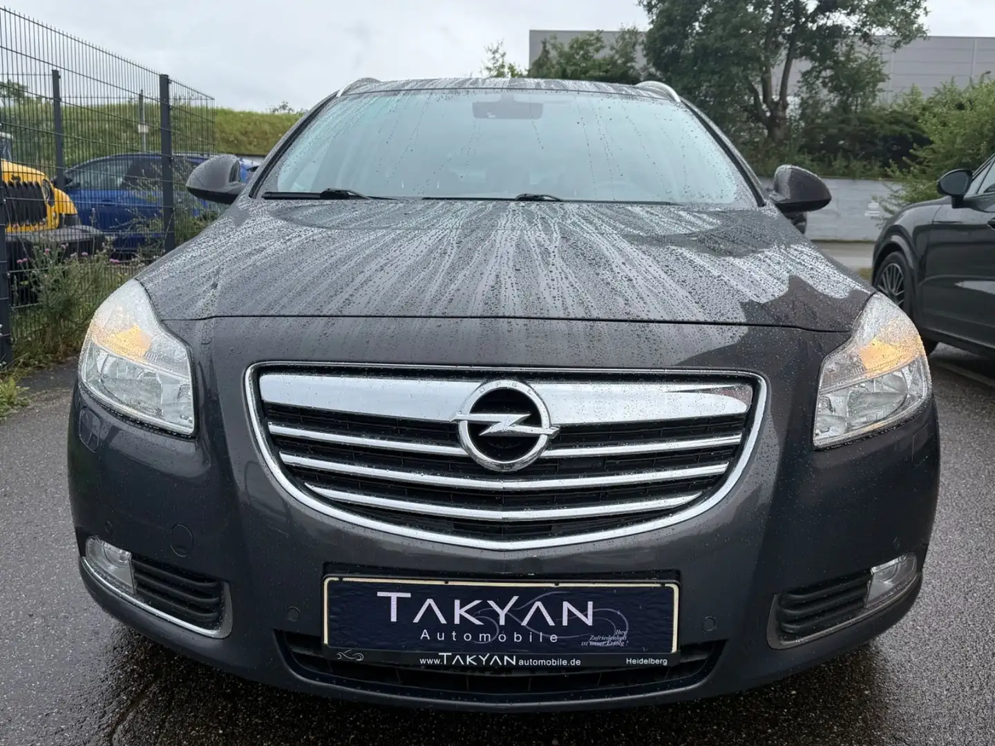 Opel Insignia A Sports Tourer Active / 2.Hand / NAVI siva - 2