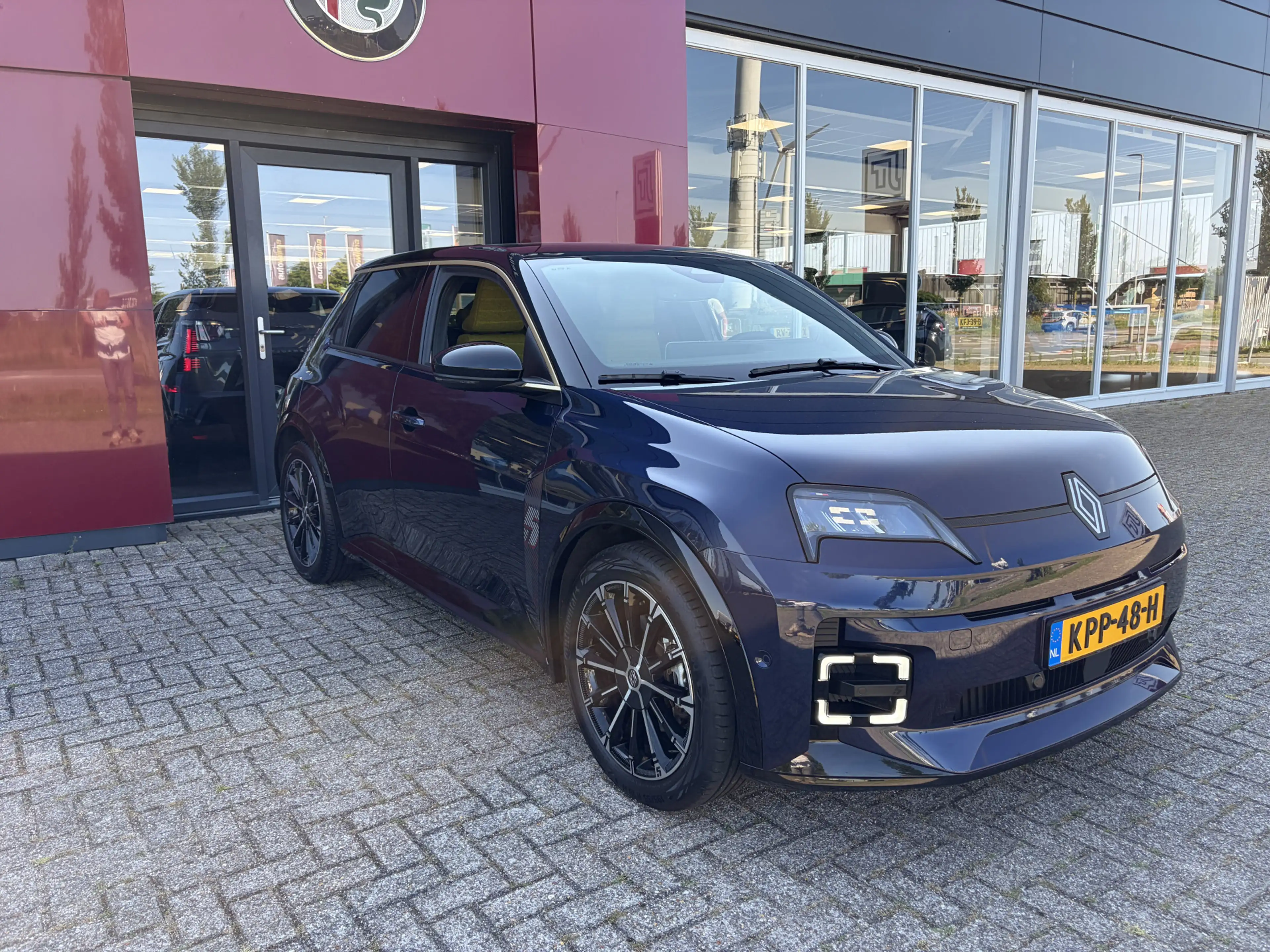 Renault R 5 comfort range iconic cinq 52 kWh | Pack winter | S — photo 3