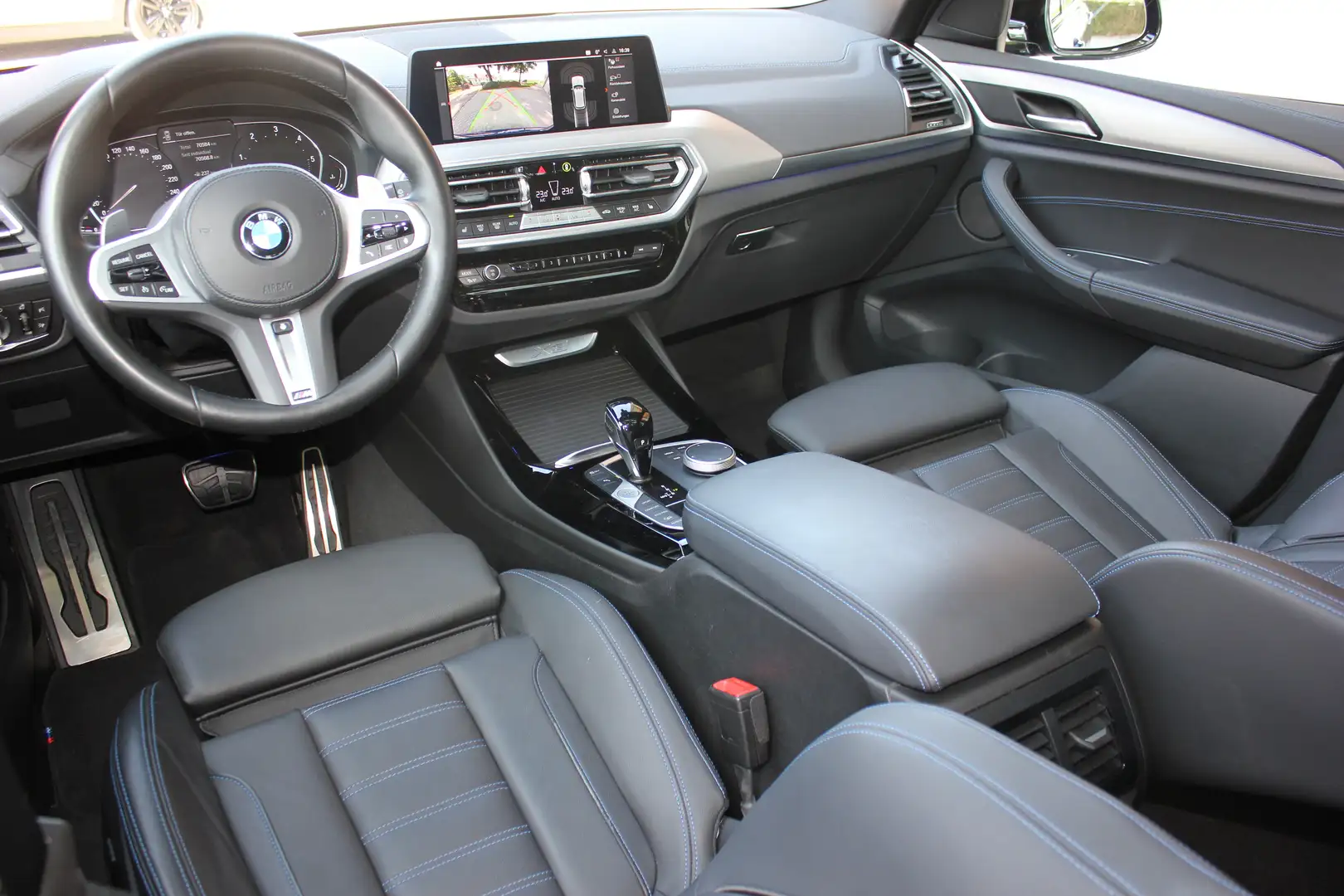 BMW X3 xDrive30d Aut. M Sportpaket Pano LASER AHK VOLL 20 Azul - 2
