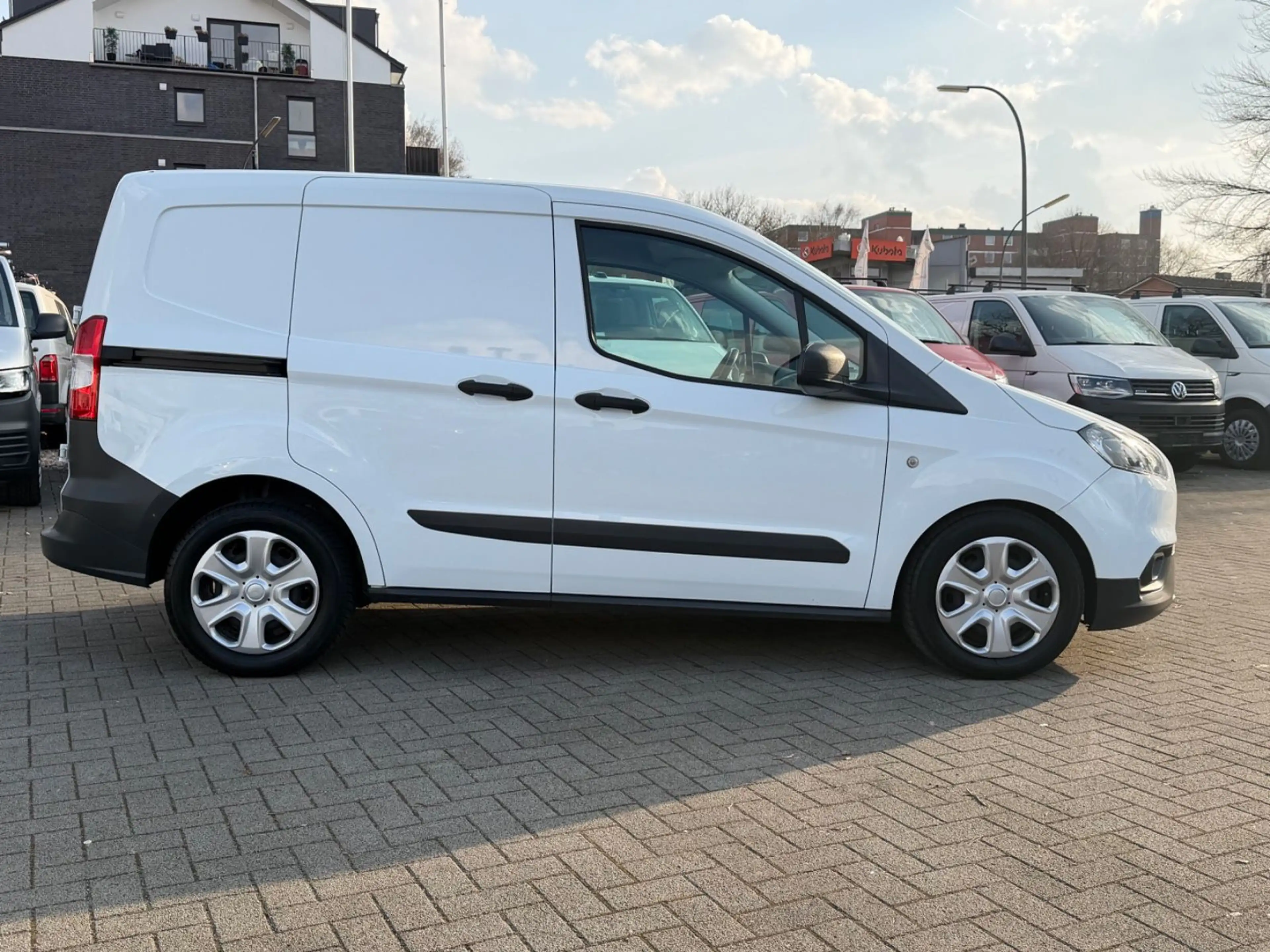 Ford Transit Courier TRANSIT COURIER TREND KLIMA/SERVICE+TÜV NEU !! — photo 4
