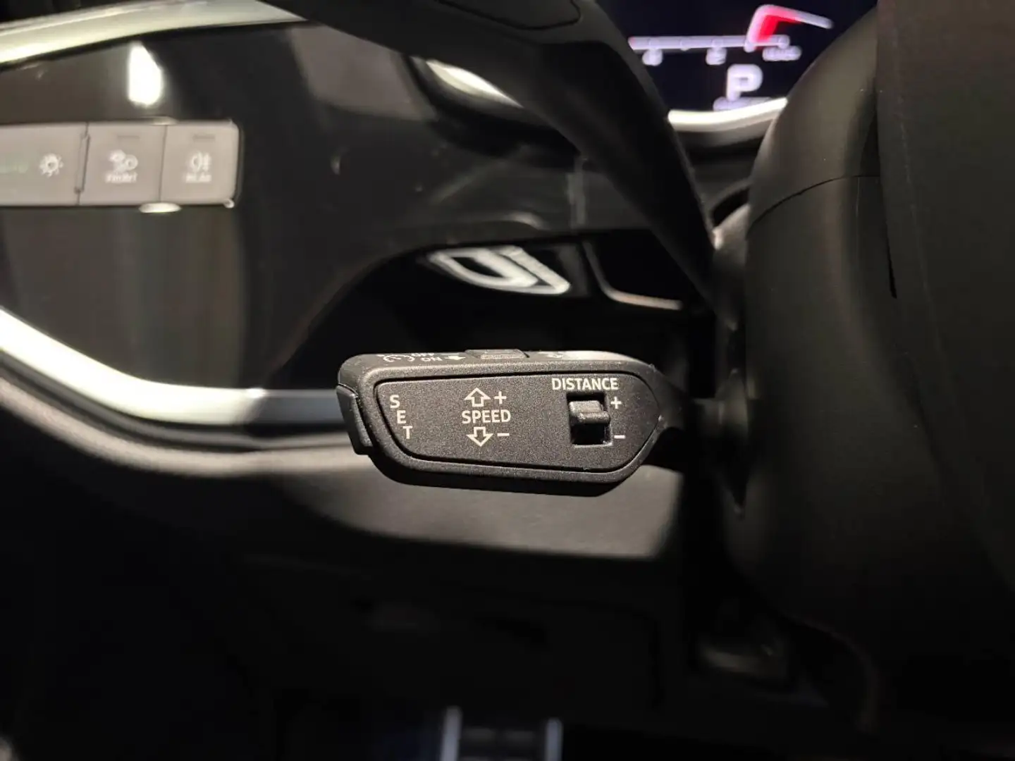 Audi Q3 SPORTBACK 35 TDI S-TRONIC S-LINE Argent - 2