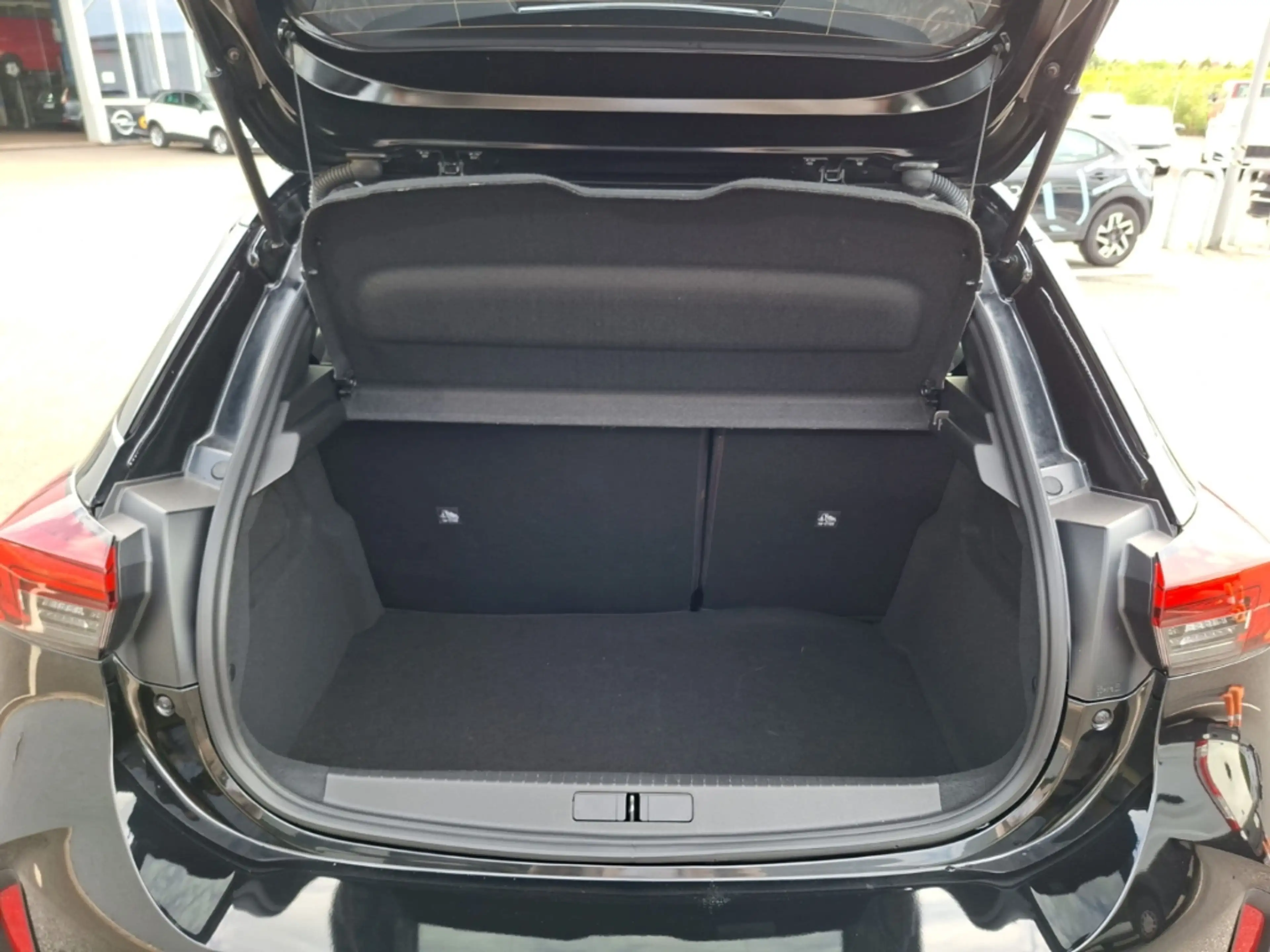 Opel Corsa F GS Navi LED Apple CarPlay Android Auto Klimaauto — photo 8