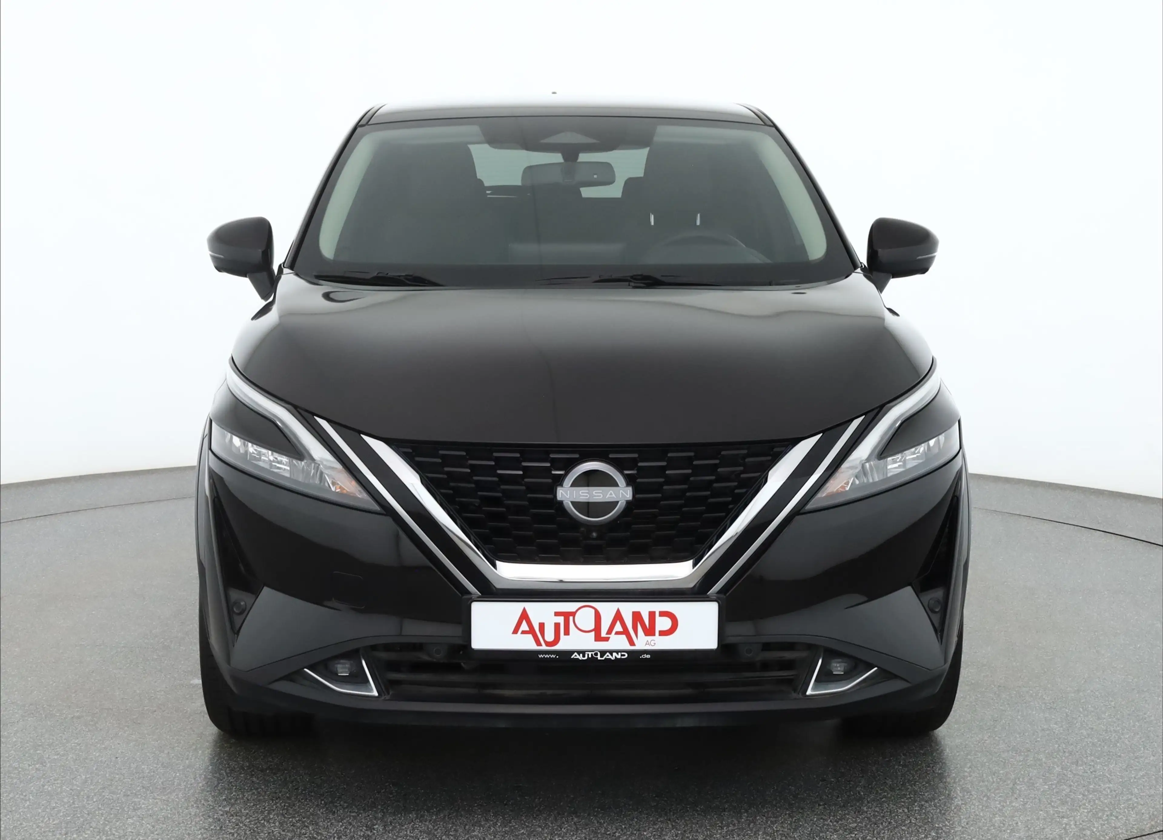 Nissan Qashqai N-Connecta 1.3 Dig-T LED ACC Navi 360° — photo 8