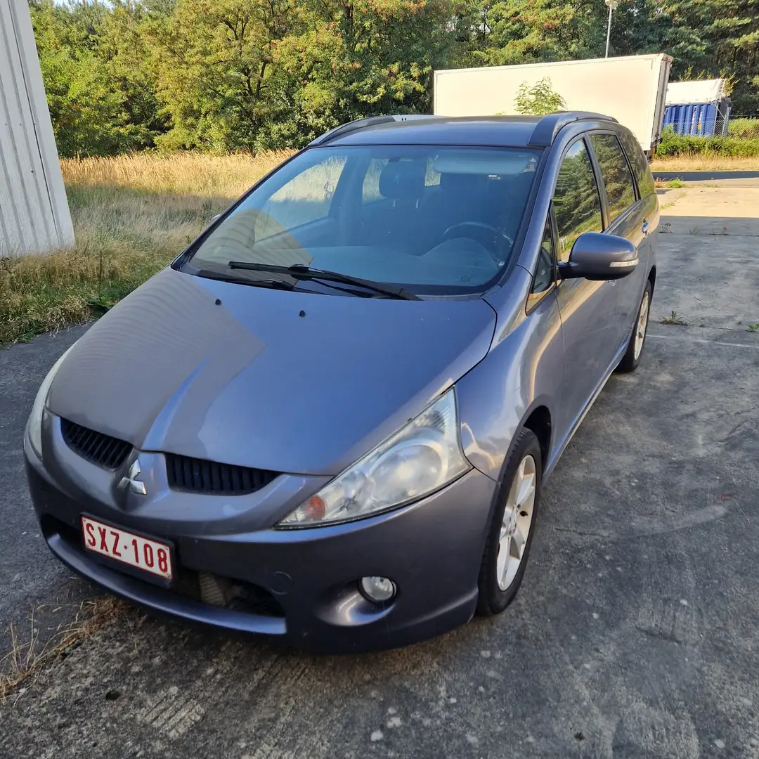 Mitsubishi Grandis 2.0 DI-D 7-Sitzer Intense Gris - 2