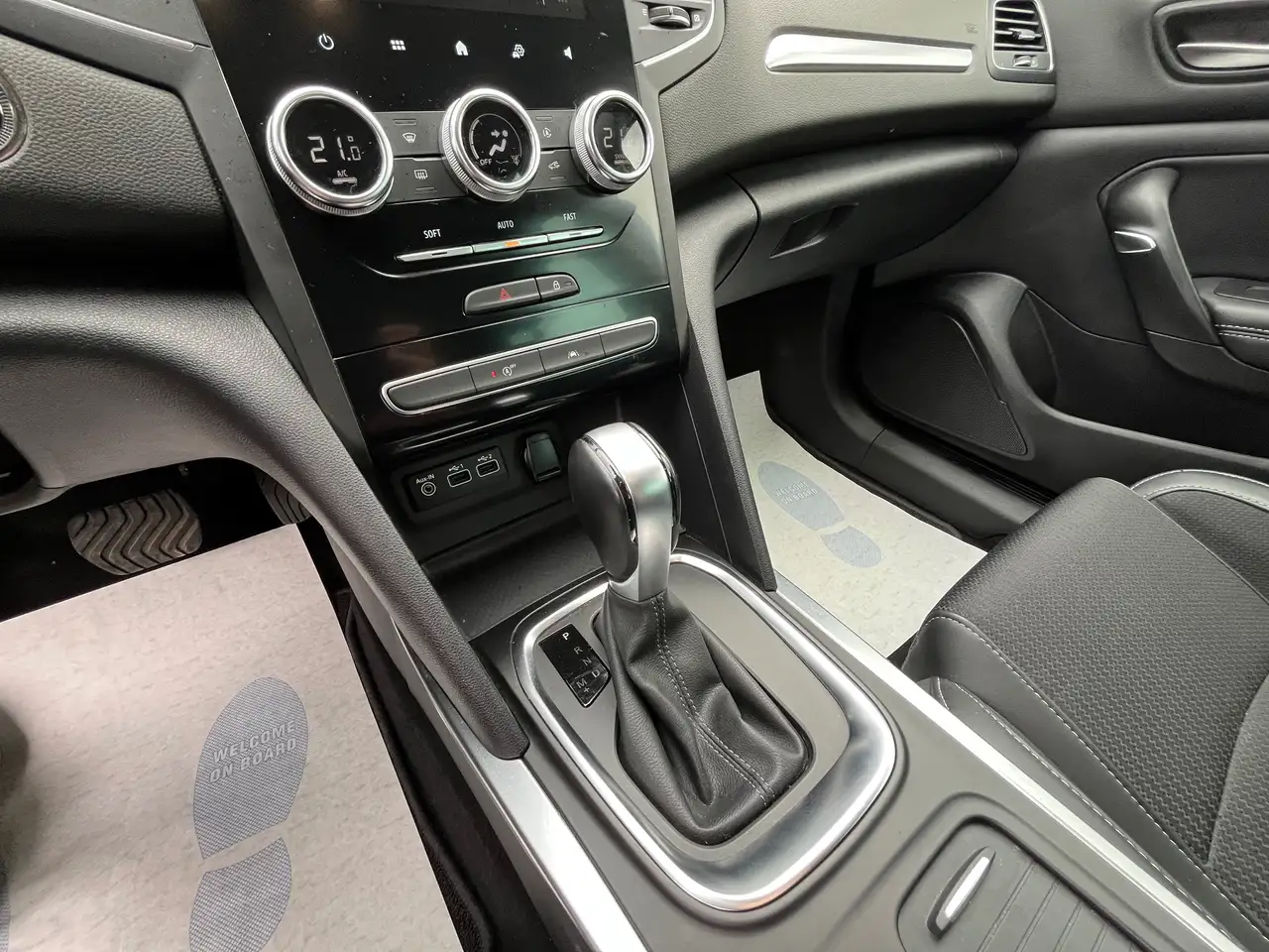 Renault Megane Grandtour 1.3TCe Automaat 2023 Led/Navi/Airco, миниатюра 18