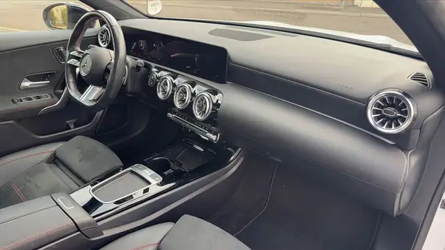 Mercedes-Benz A-Class view 10