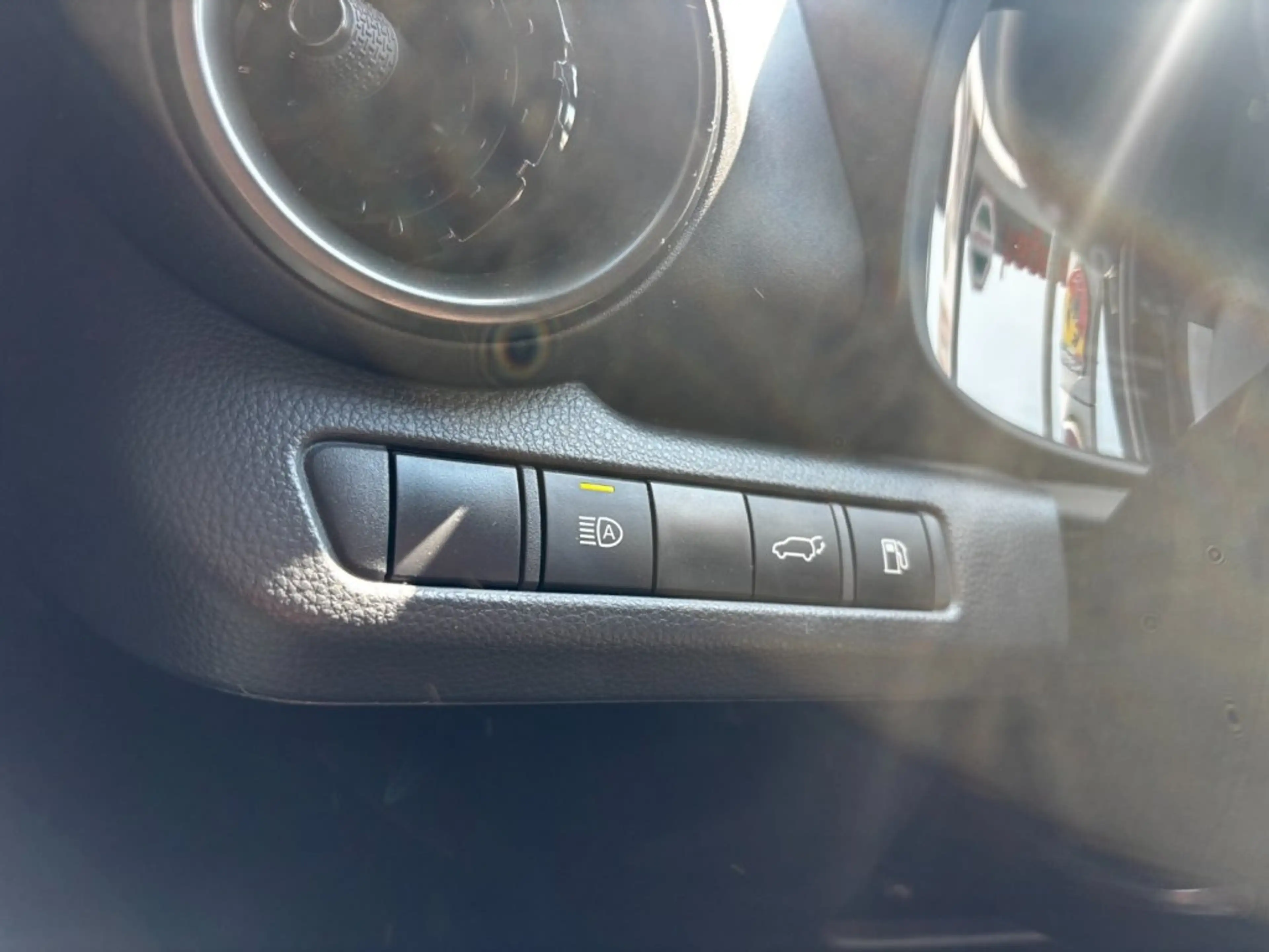 Toyota C-HR 2,0 Hybrid E-CVT 4WD GR Sport Premiere Edition — photo 12