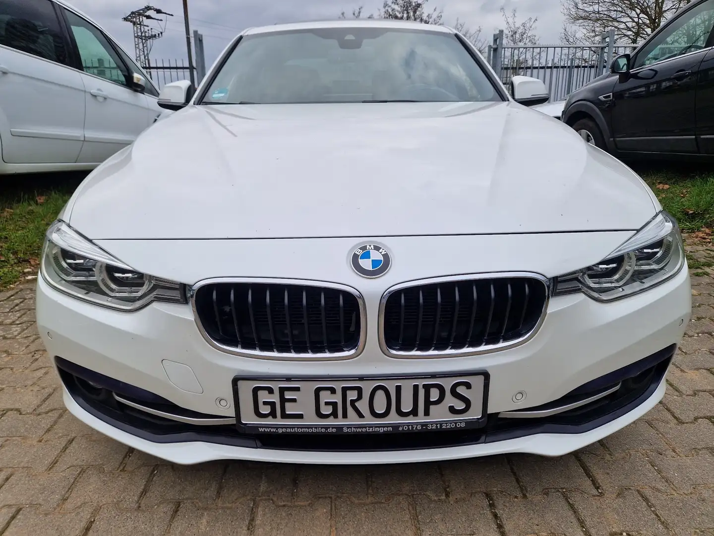 BMW 320 320 d Sport Line Weiß - 2