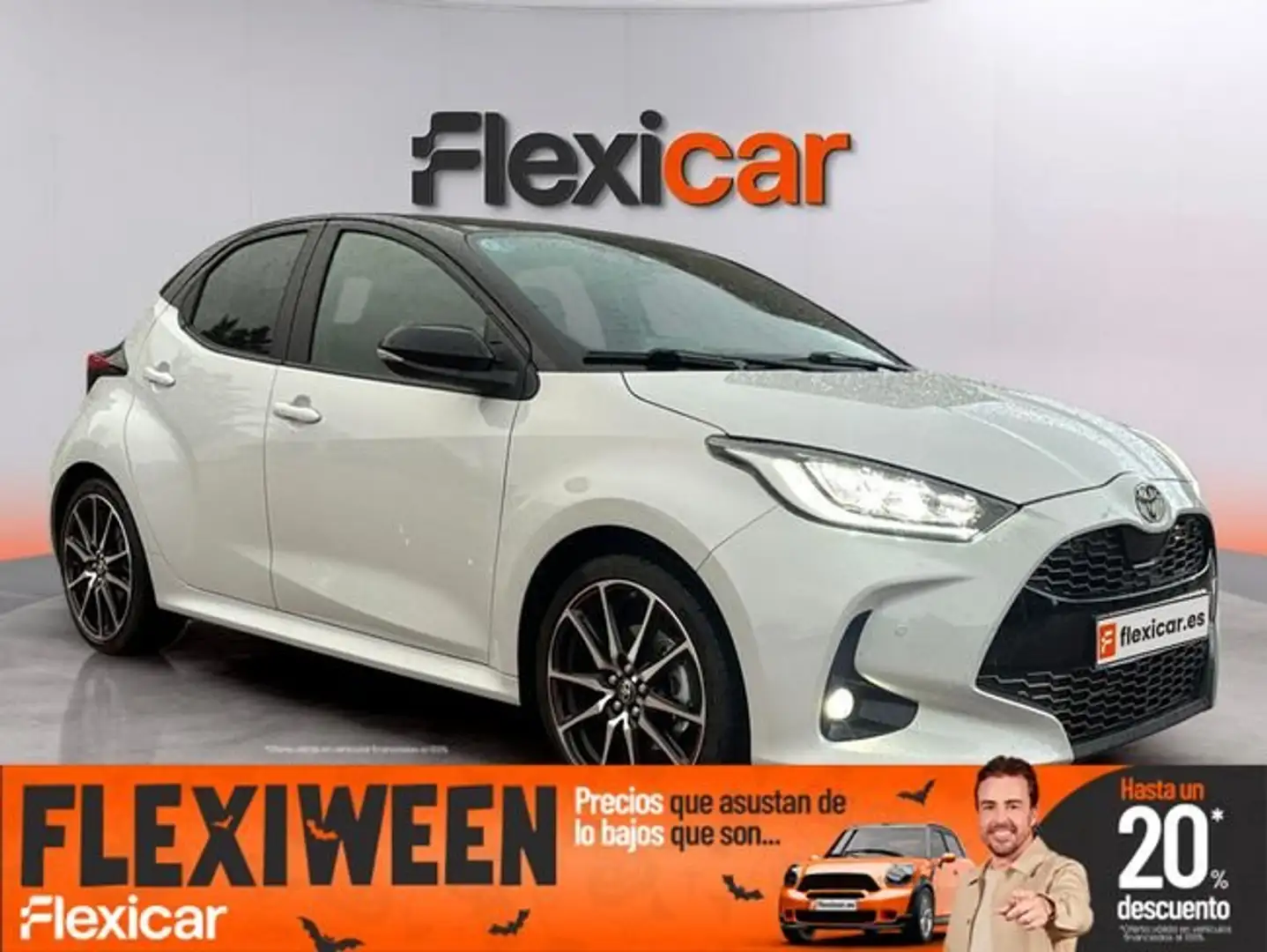 Toyota Yaris 130H 1.5 GR Sport Gris - 1