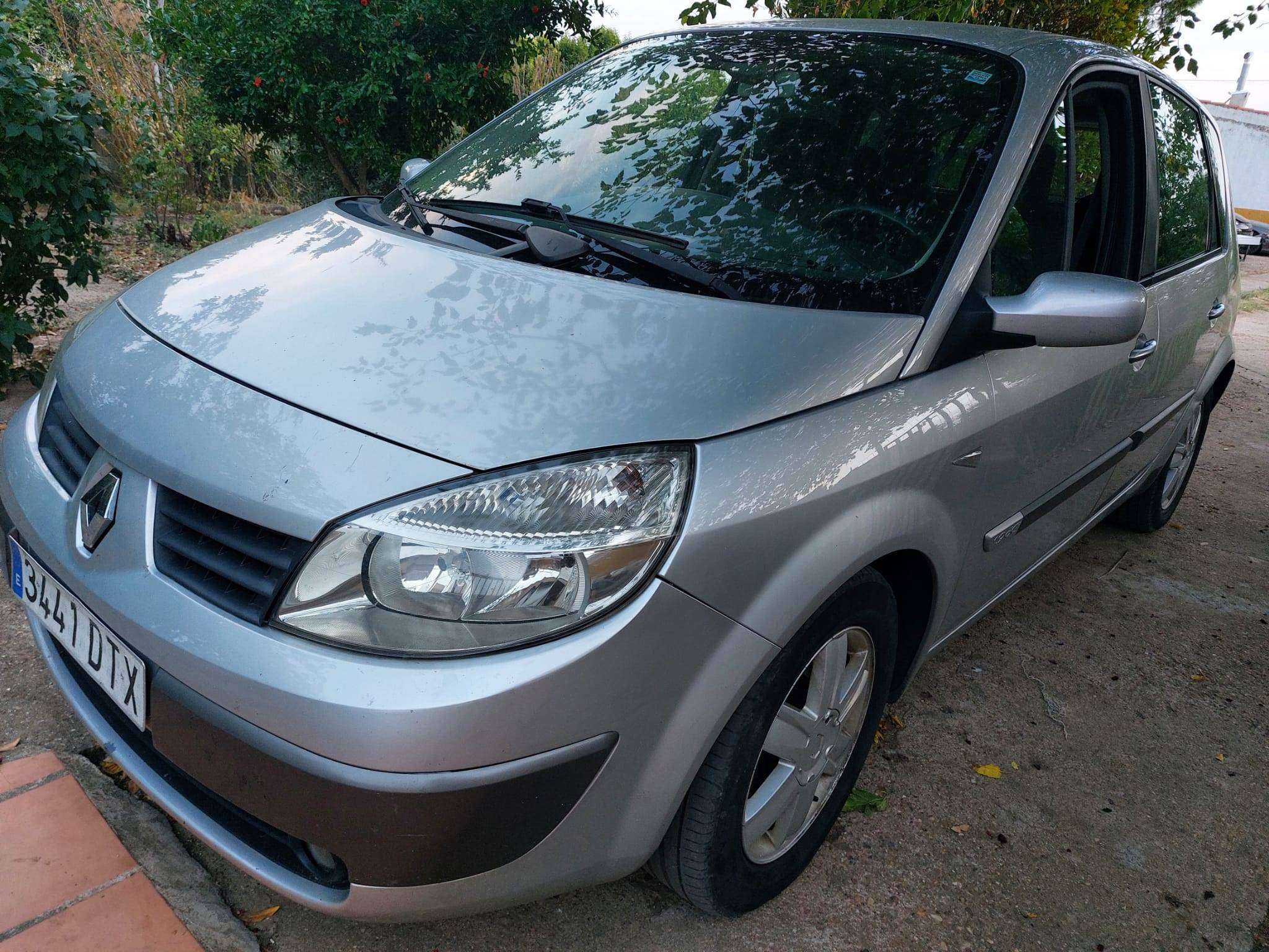 Renault Scenic Scénic II 1.9DCI Luxe Dynamique 130 Luxe Dynamique - foto 1