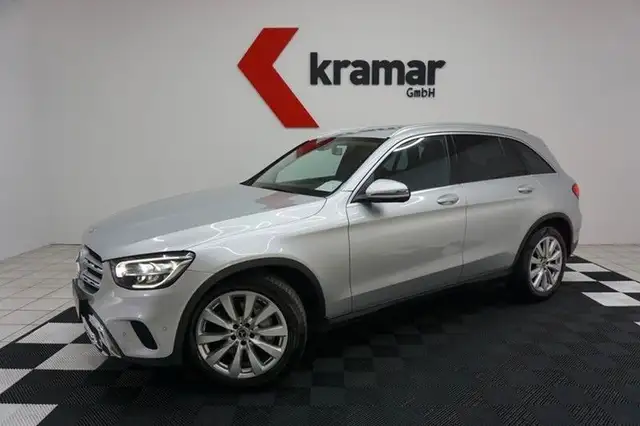 Mercedes-Benz GLC 220 d 9G 4MATIC LED/Navi/Kam