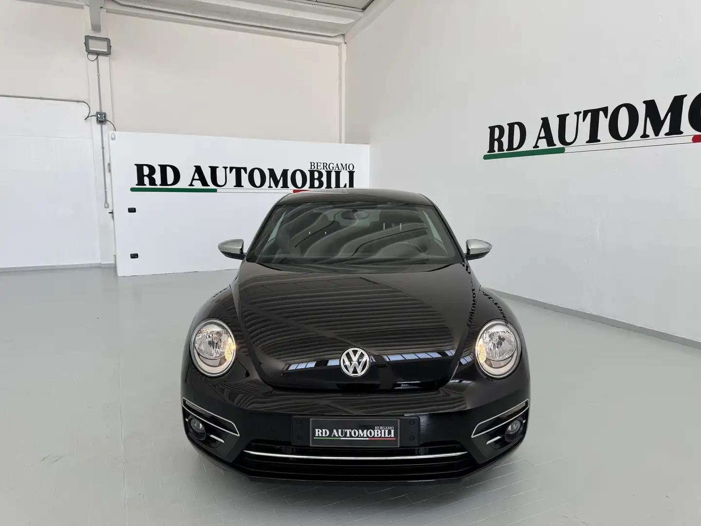Volkswagen Maggiolino Maggiolino 1.2 tsi Design 105cv - 2
