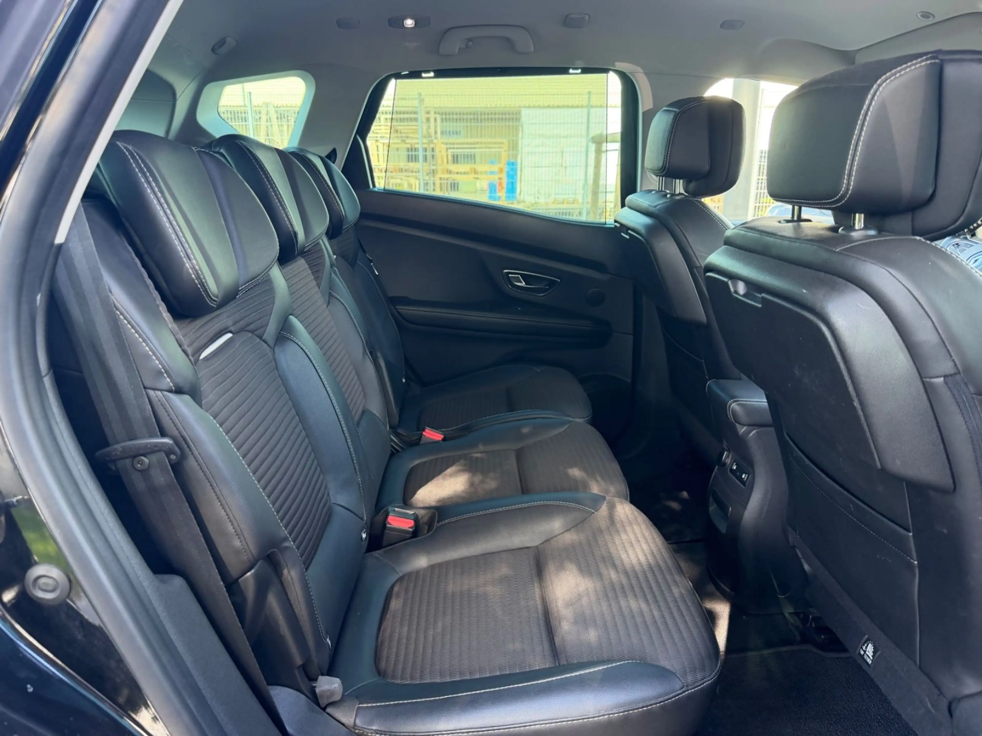 Renault Scenic IV BOSE Edition — photo 13