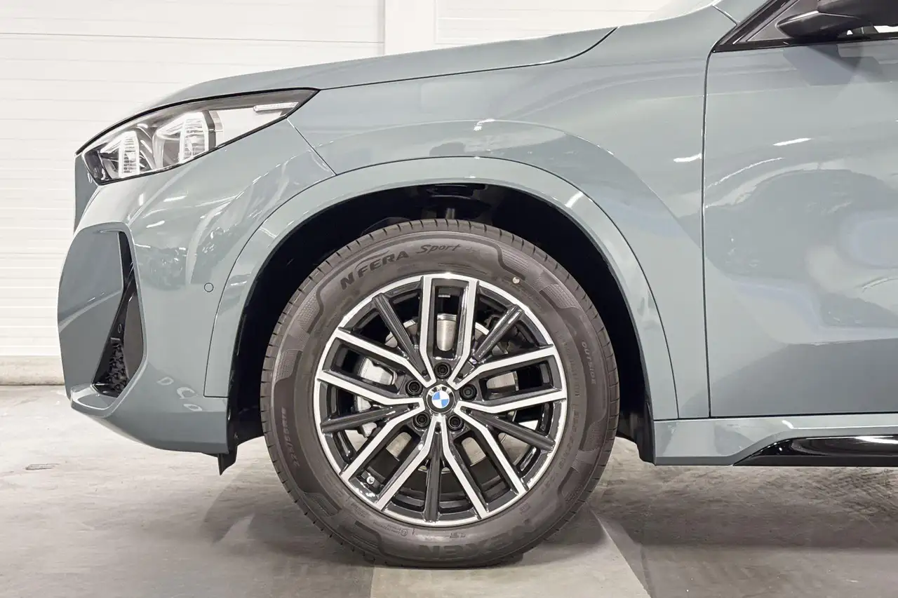 BMW iX1 2026
