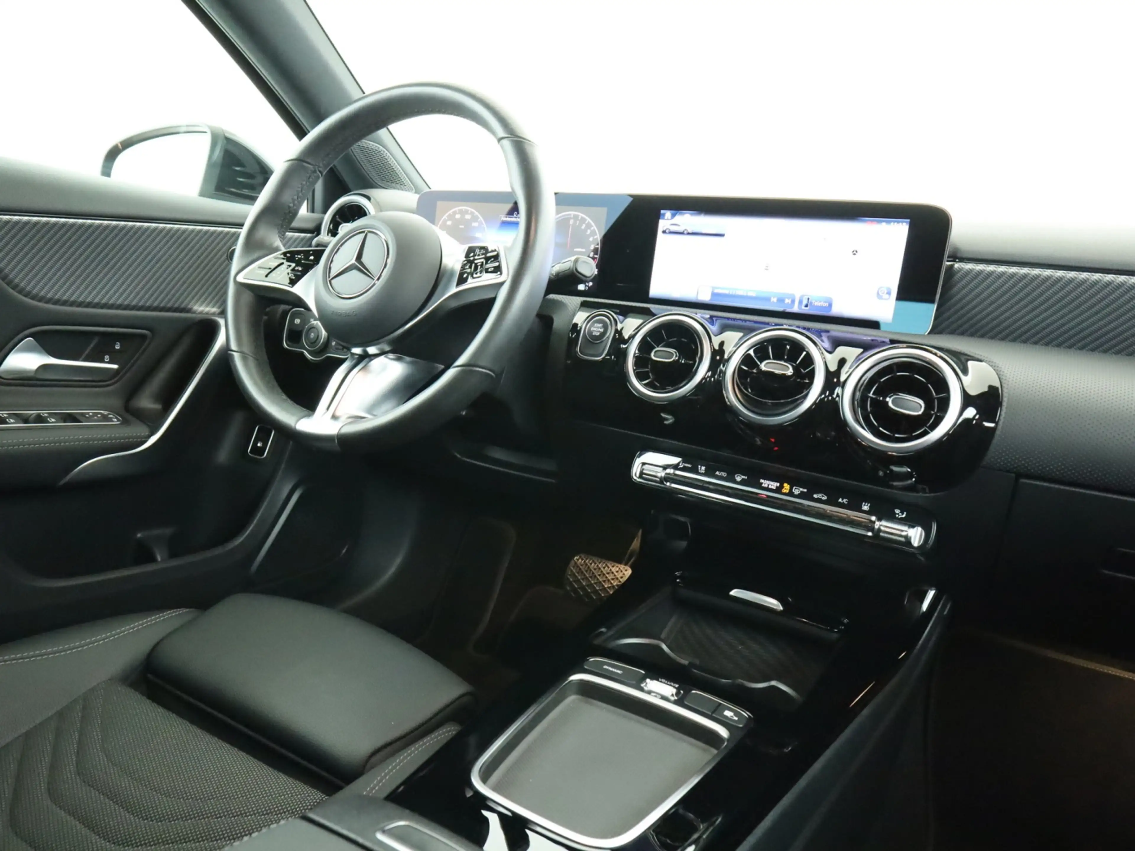 Mercedes-Benz A 250 e  Progressive Advanced*LED*PDC*Kamera*DAB — photo 10
