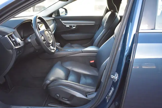 Volvo S90 view 6