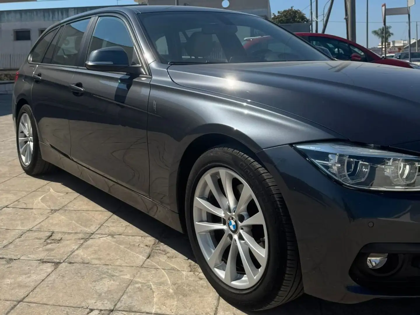 BMW 318 Serie 3 F31 2015 Touring 318d Touring Sport auto - 2