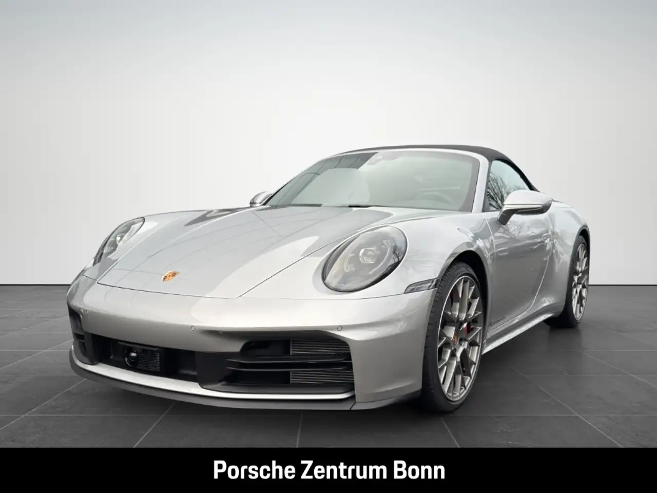 Porsche 992 911 Carrera 4S Cabriolet Surround-View BOSE