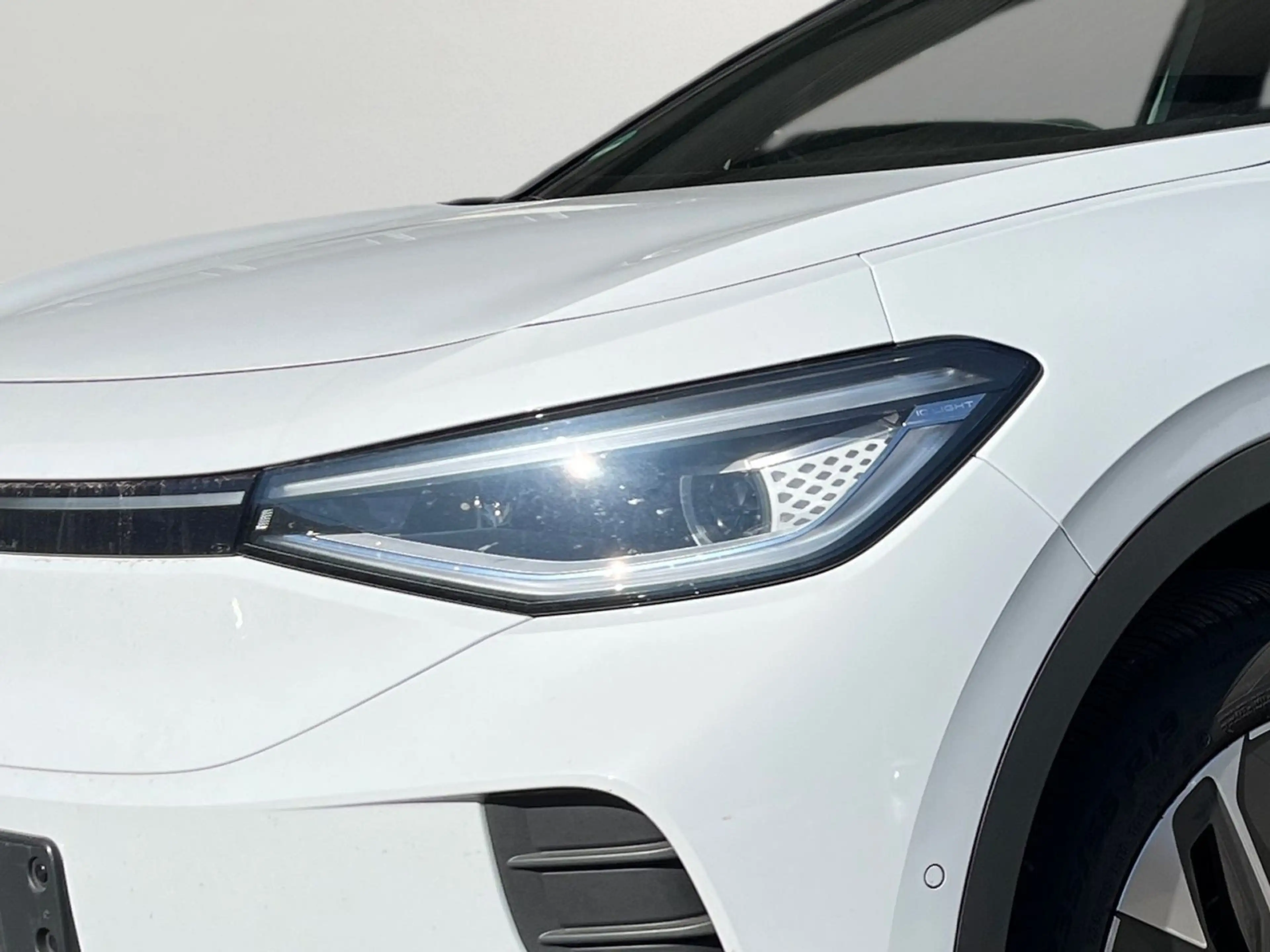 Volkswagen ID.4 PRO Navi AHK RFK IQ.Light KomfortPaketPlus — photo 3