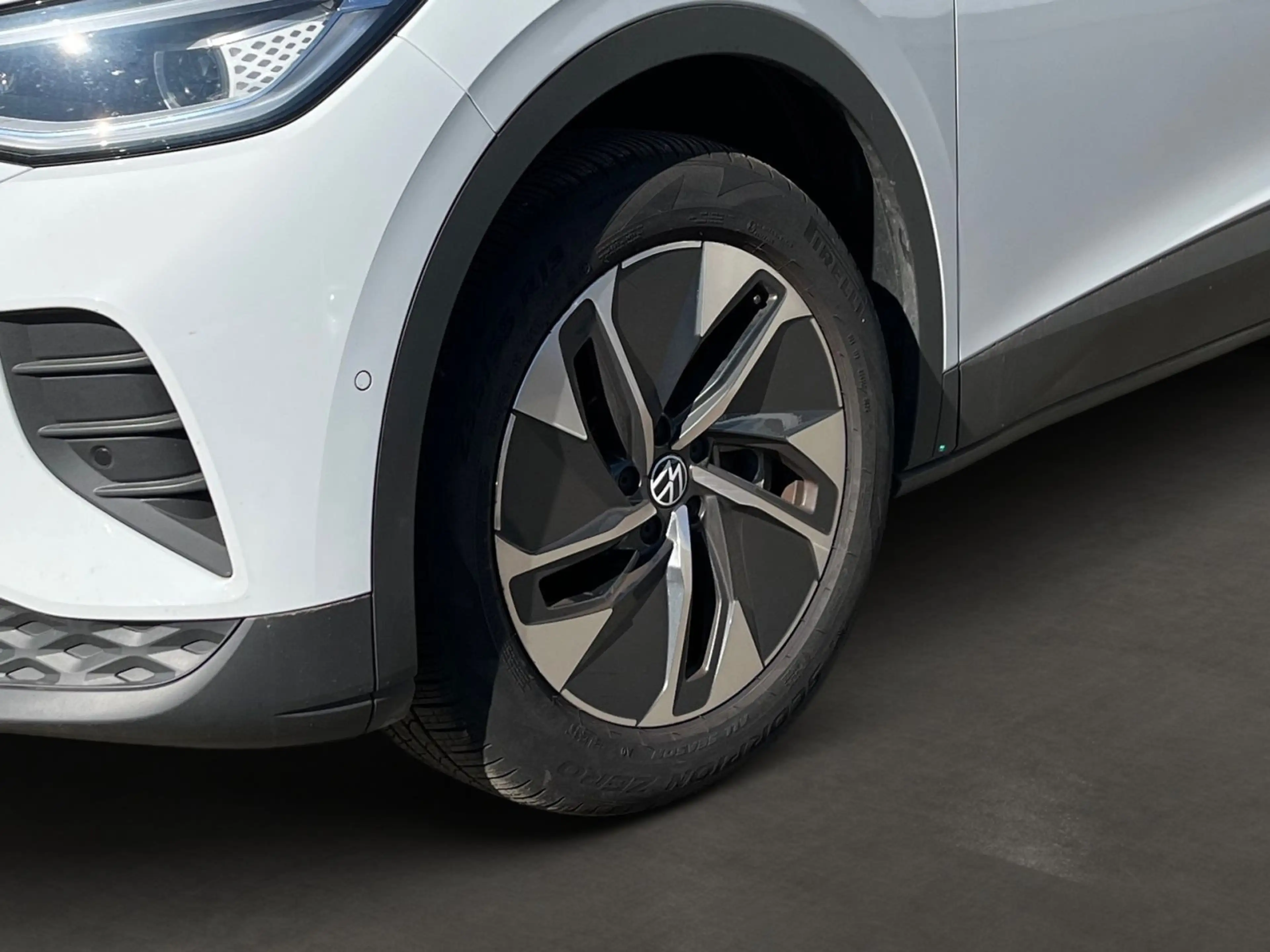 Volkswagen ID.4 PRO Navi AHK RFK IQ.Light KomfortPaketPlus — photo 4