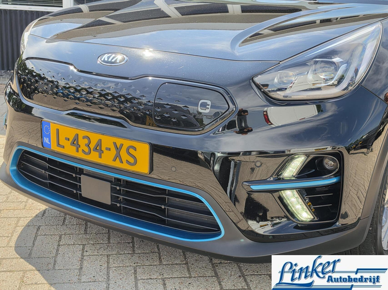 Kia e-Niro DynamicPlusLine 64 kWh SOH 100%/TREKHAAK/SCHUIFDAK — photo 6