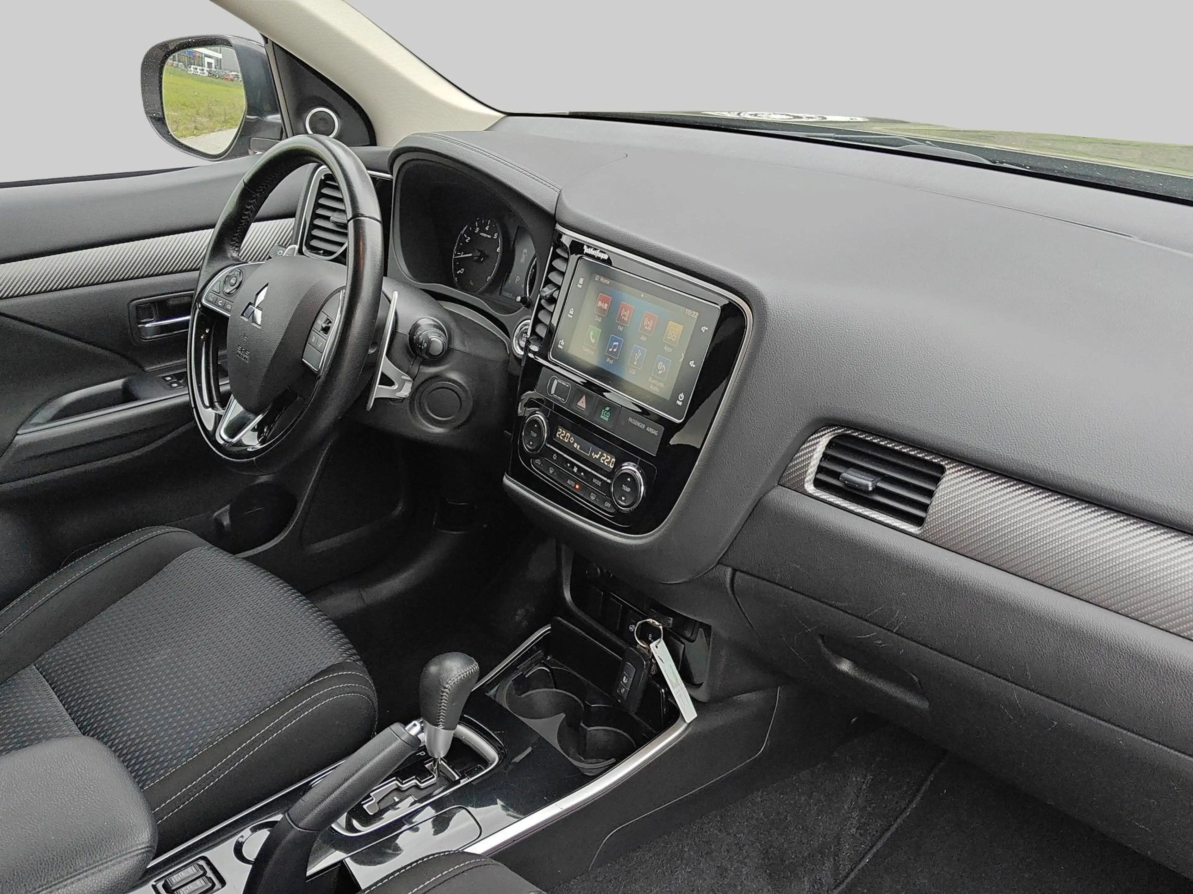 Mitsubishi Outlander 2.0 Connect Pro | Achteruitrijcamera | Apple Carpl — photo 13
